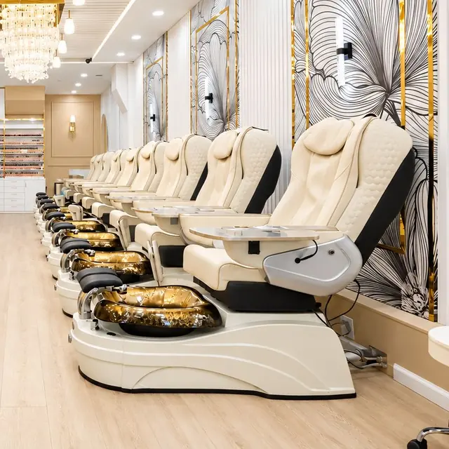 Pedicure lounge